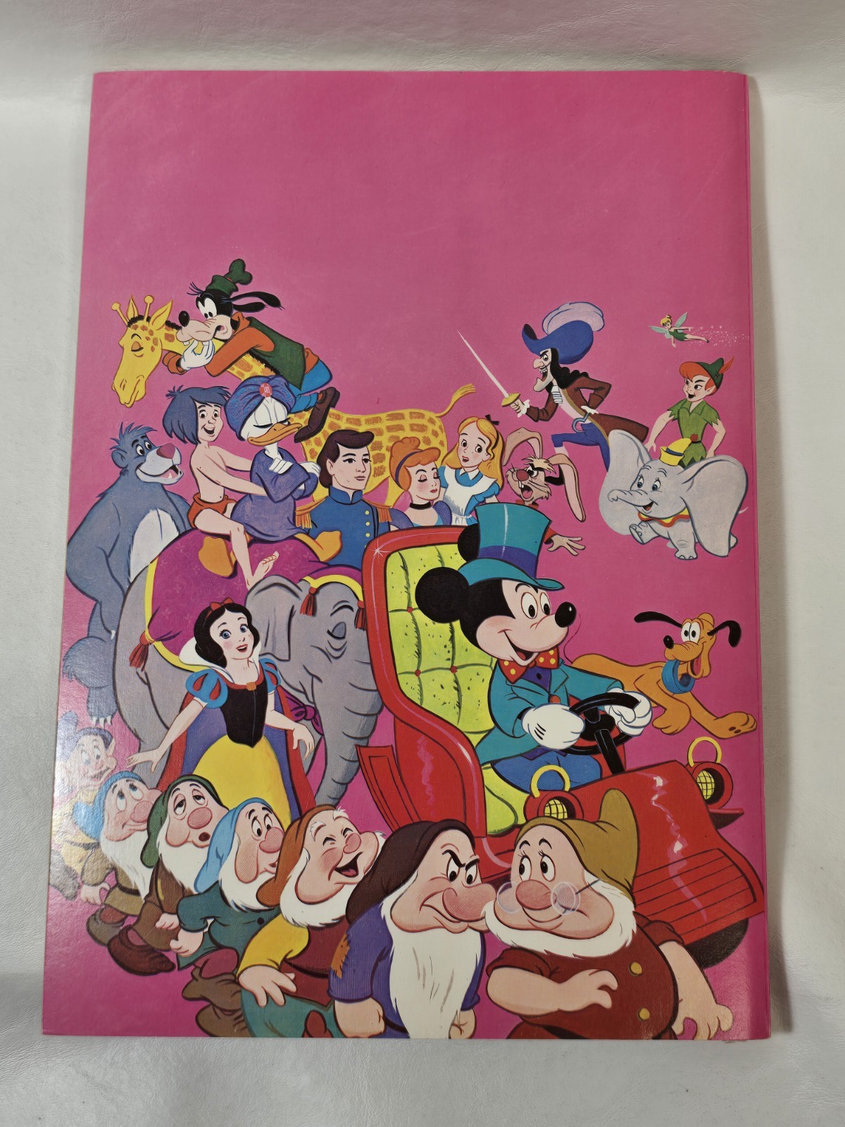 Vintage Whitman DISNEY ON PARADE Coloring Book 1647 1970 New Unused