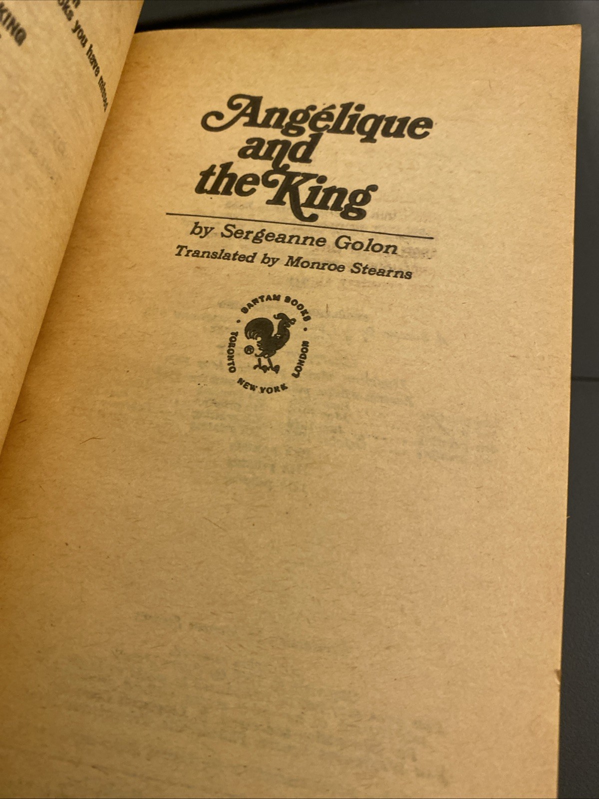 Vintage ANGELIQUE By Sergeanne Golon, The King, In Barbary 1971 2 Book Lot