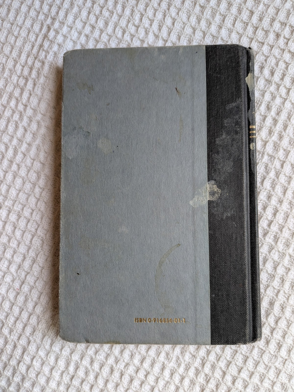 Alcoholics Anonymous 12 Steps and 12 Traditions Hardcover 1985 28th Printing