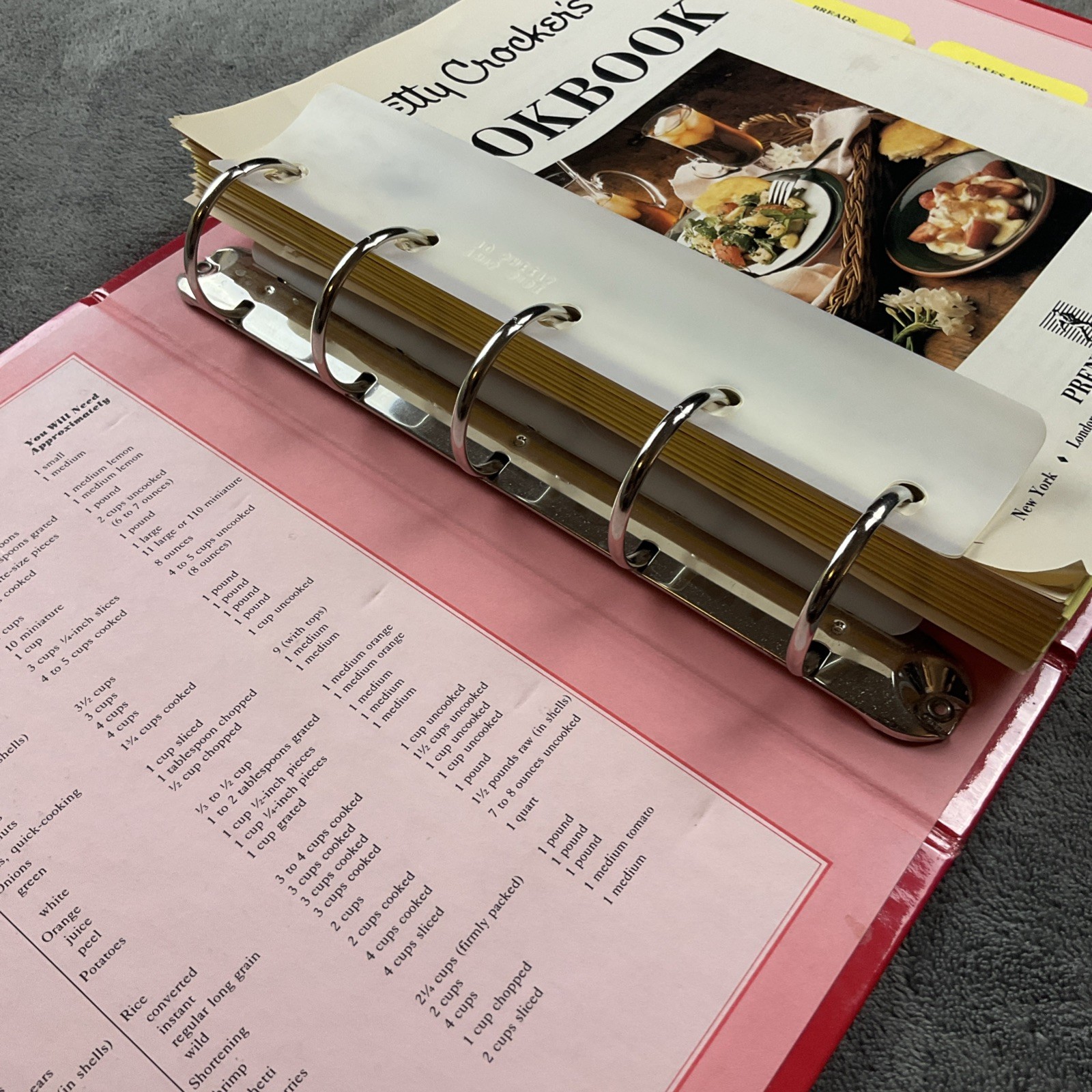 Betty Crocker 40th Anniversary 5 Ring Binder Hardcover Cookbook 432 Pages 1991