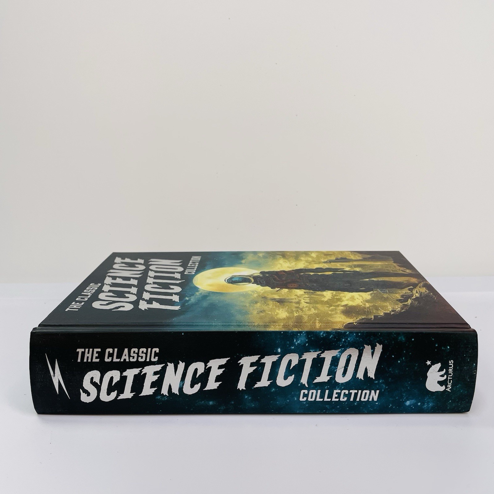 The Classic Science Fiction Collection Arcturus HC Sprayed Edges Anthology Wells