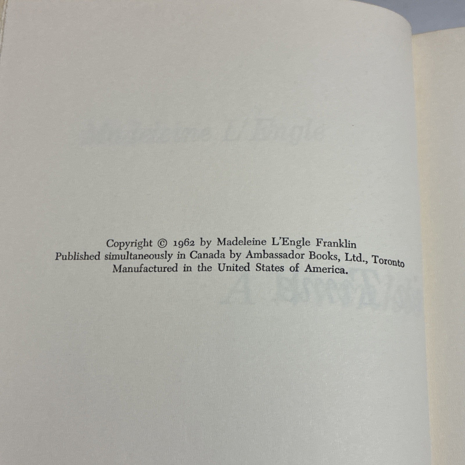 Book A Wrinkle In Time Madeleine L’Engle BCE Science Fiction YA Vintage Books