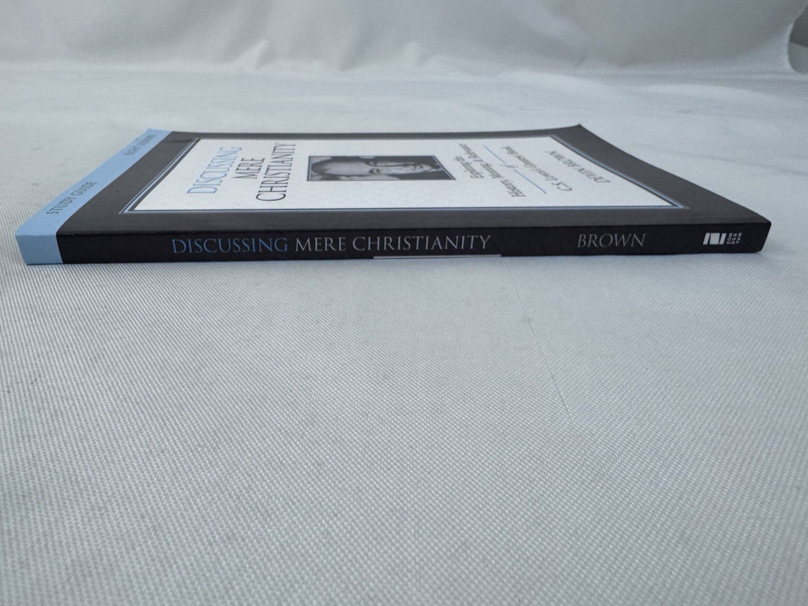 Pair Of Books C S Lewis Mere Christianity & Discussing Mere Christianity Guide