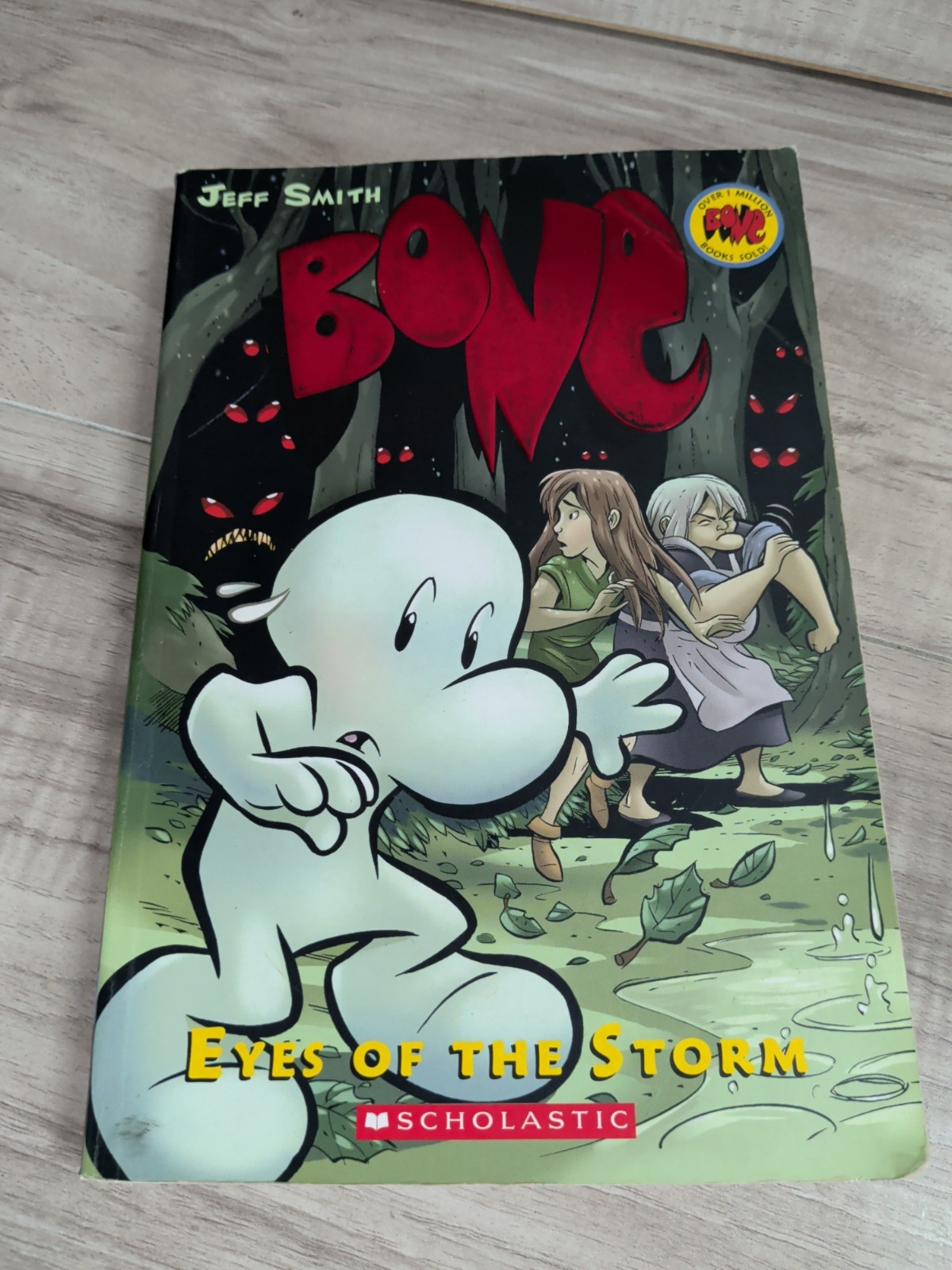 Lot of 10 BONE Graphic Novel Series by Jeff Smith Complete 1-8 & Rose Handbook