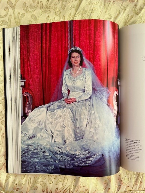 The Wedding Dress: 300 Years of Bridal Fashions, V&A Museum, Brand new paperback