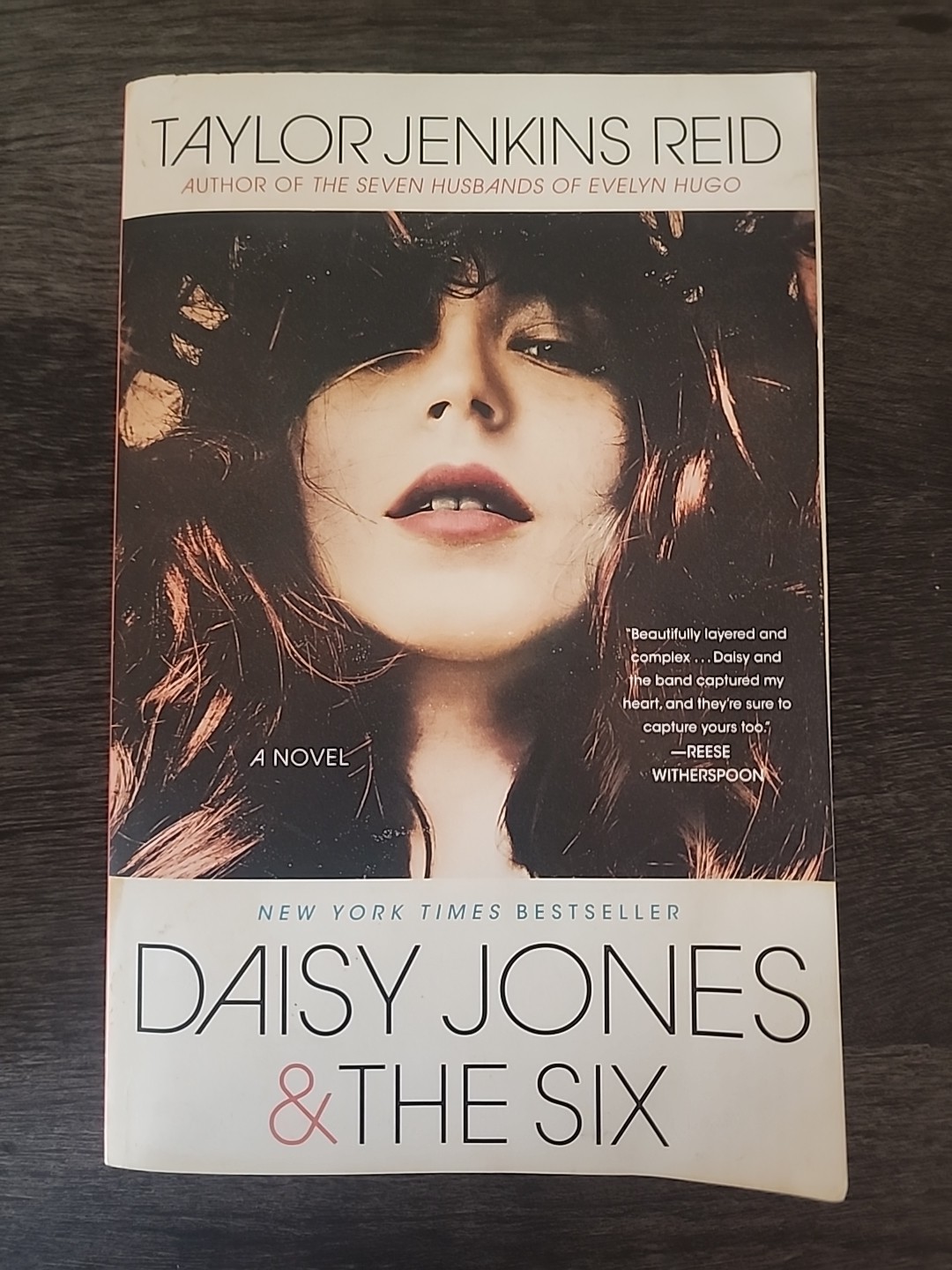 Daisy Jones and the Six: Reese’s Book Club : A Novel by Taylor Jenkins Reid