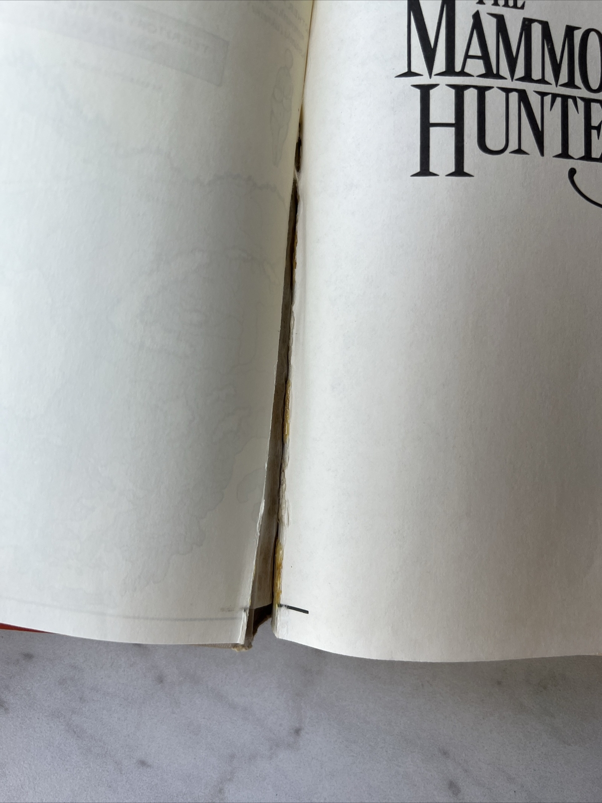 Earth’s Children Ser.: The Mammoth Hunters by Jean M. Auel (1985, Hardcover)