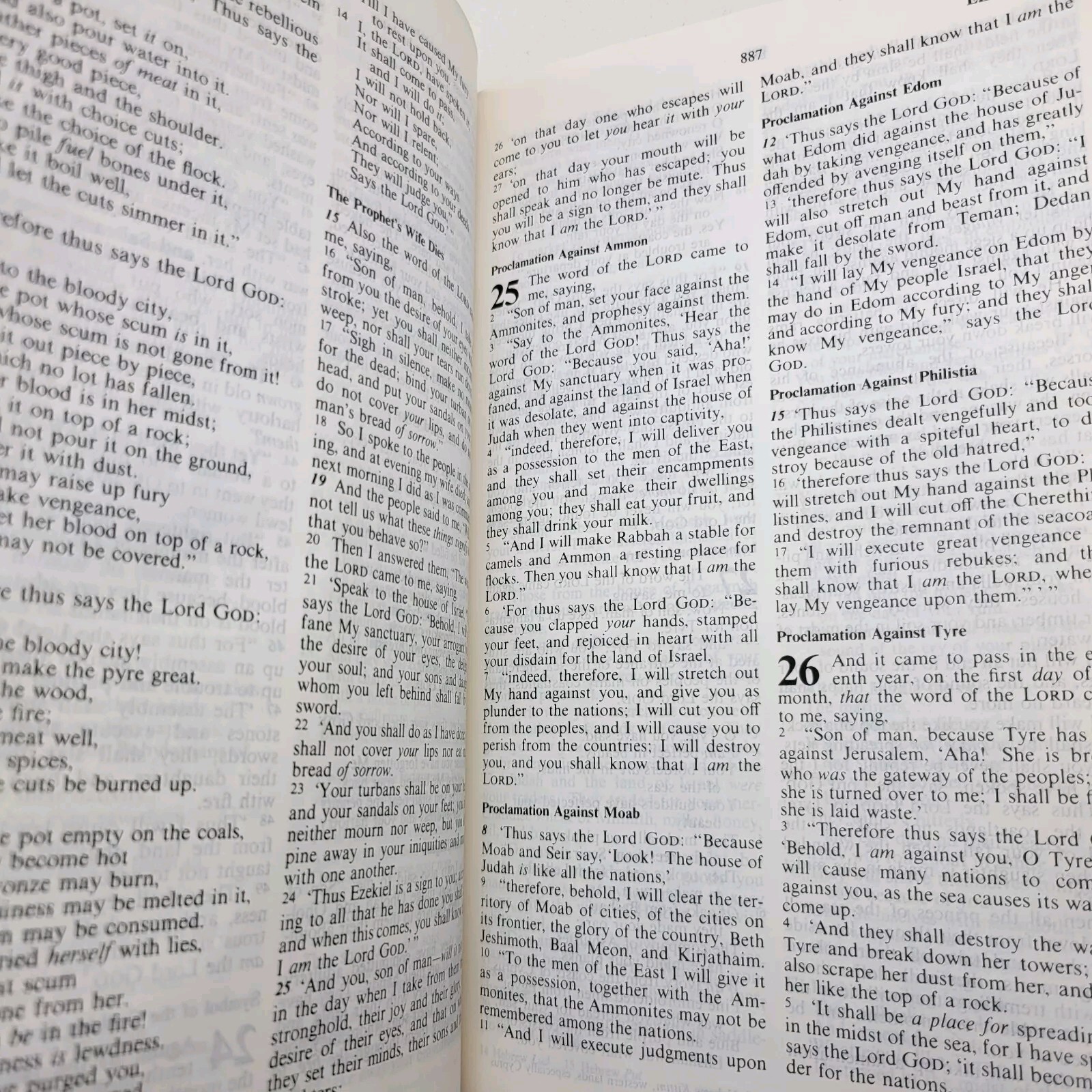 Possibility Thinkers Bible New King James Highlighted Blue Faux Leather 1984