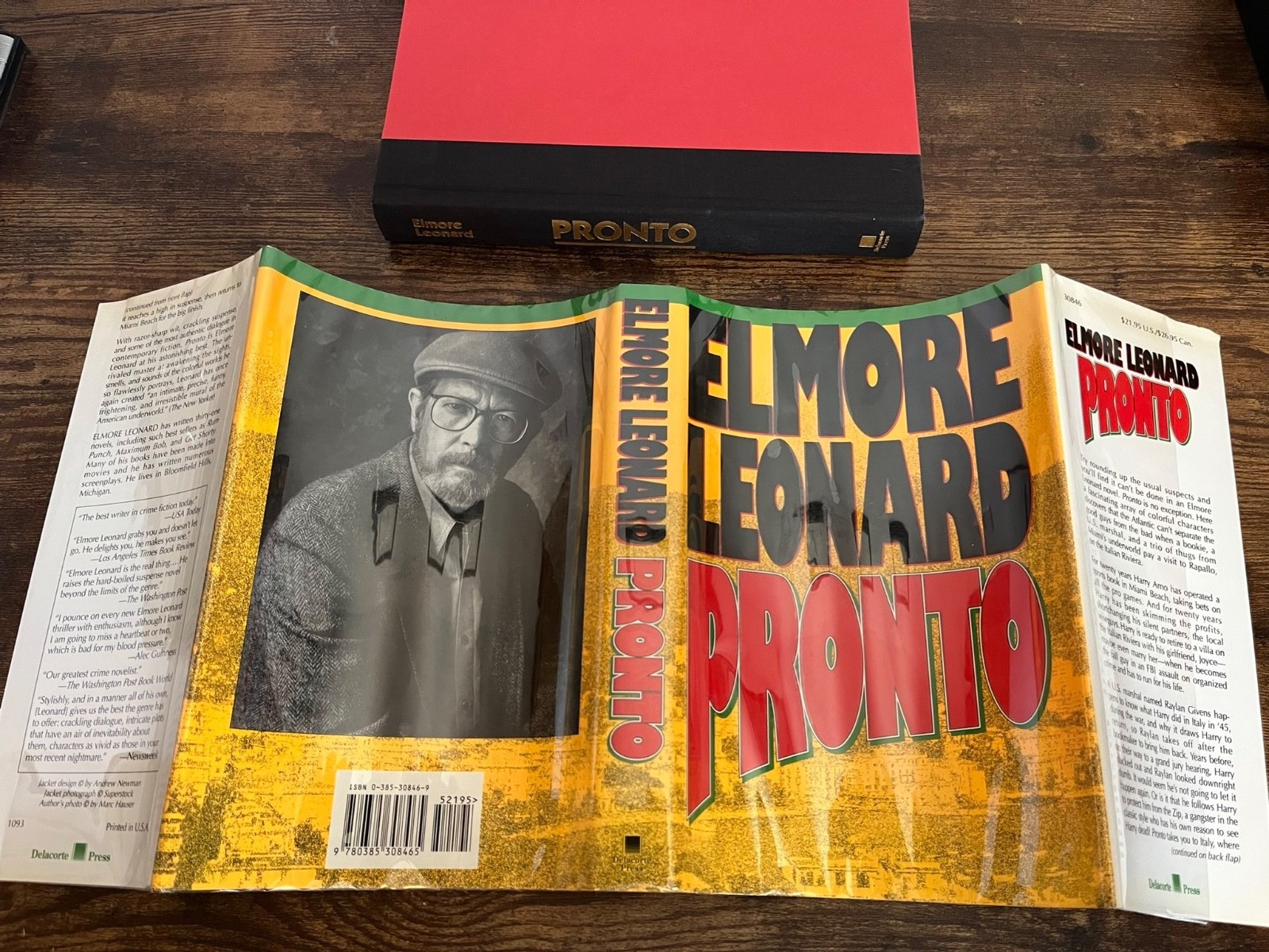 PRONTO by Elmore Leonard – 1993 1st Edition / 1st Print HCDJ