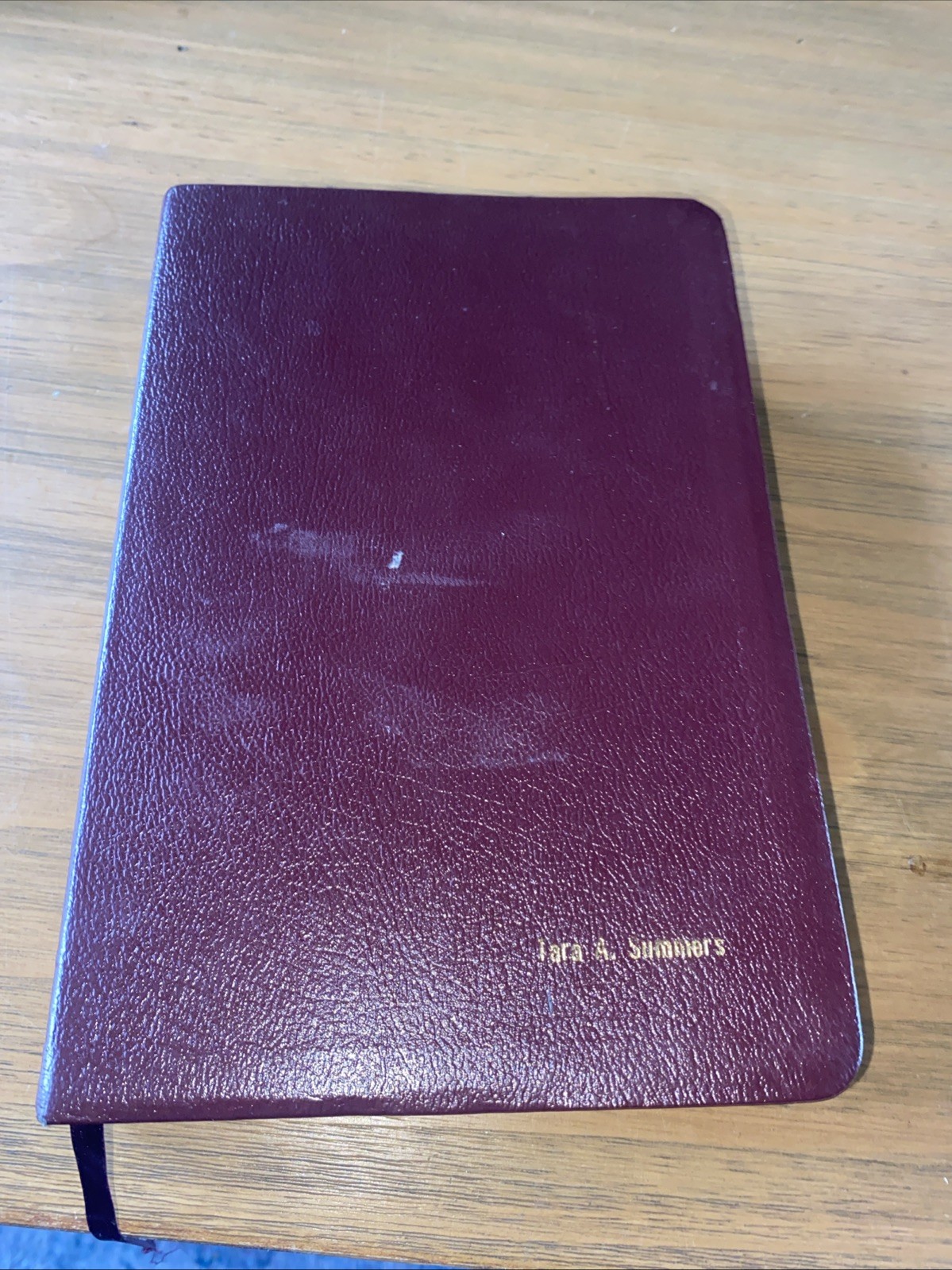 Holy Bible: People’s Parallel Edition King James Version New Living Translation,