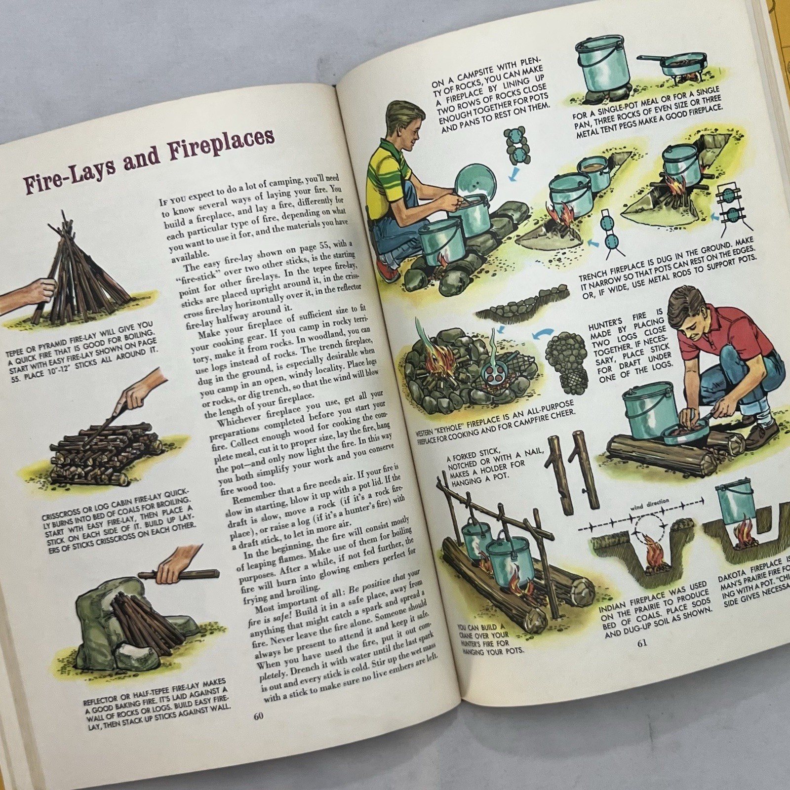Golden Press The Golden Book of Camping and Camp Crafts HC Illustrated Lynn