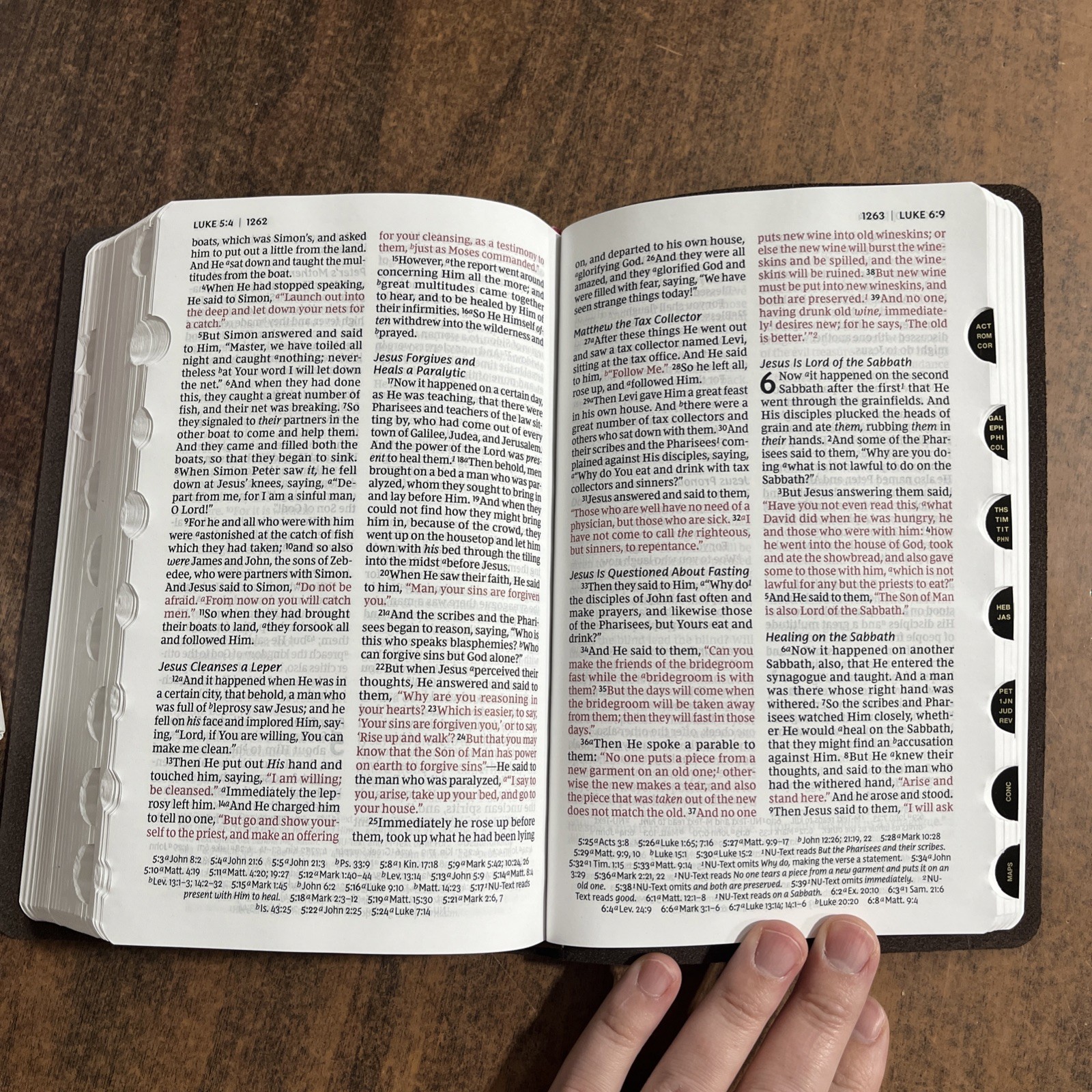 NKJV Personal Size Giant Print Bible Thumb Indexed – Genuine Leather -$115retail