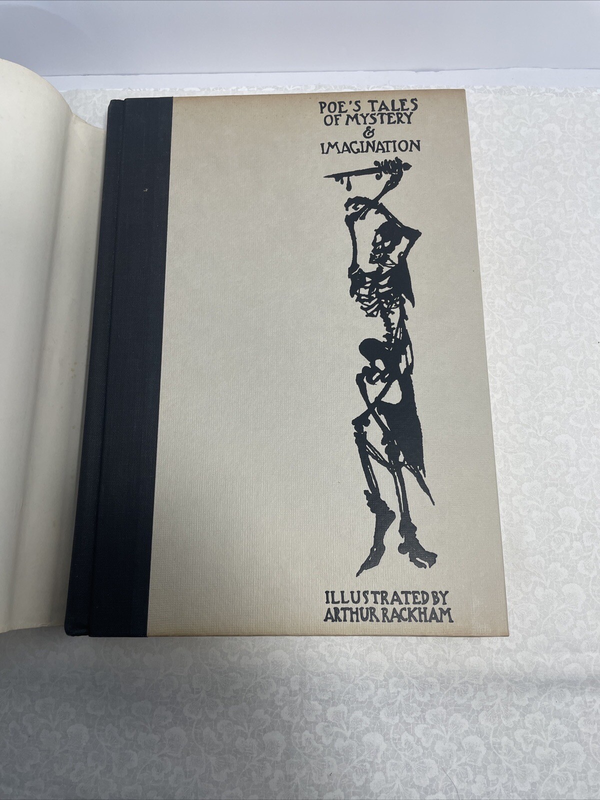 Vintage 1935 „POE’S TALES OF MYSTERY & IMAGINATION“ 317-Page Hardcover