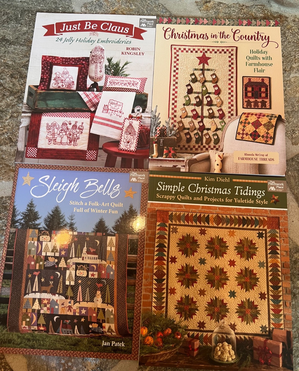 QUILT PATTERN BOOKS LOT OF 4 Brand NEW CHRISTMAS HOLIDAYS YULETIDE FARMHOUSE New