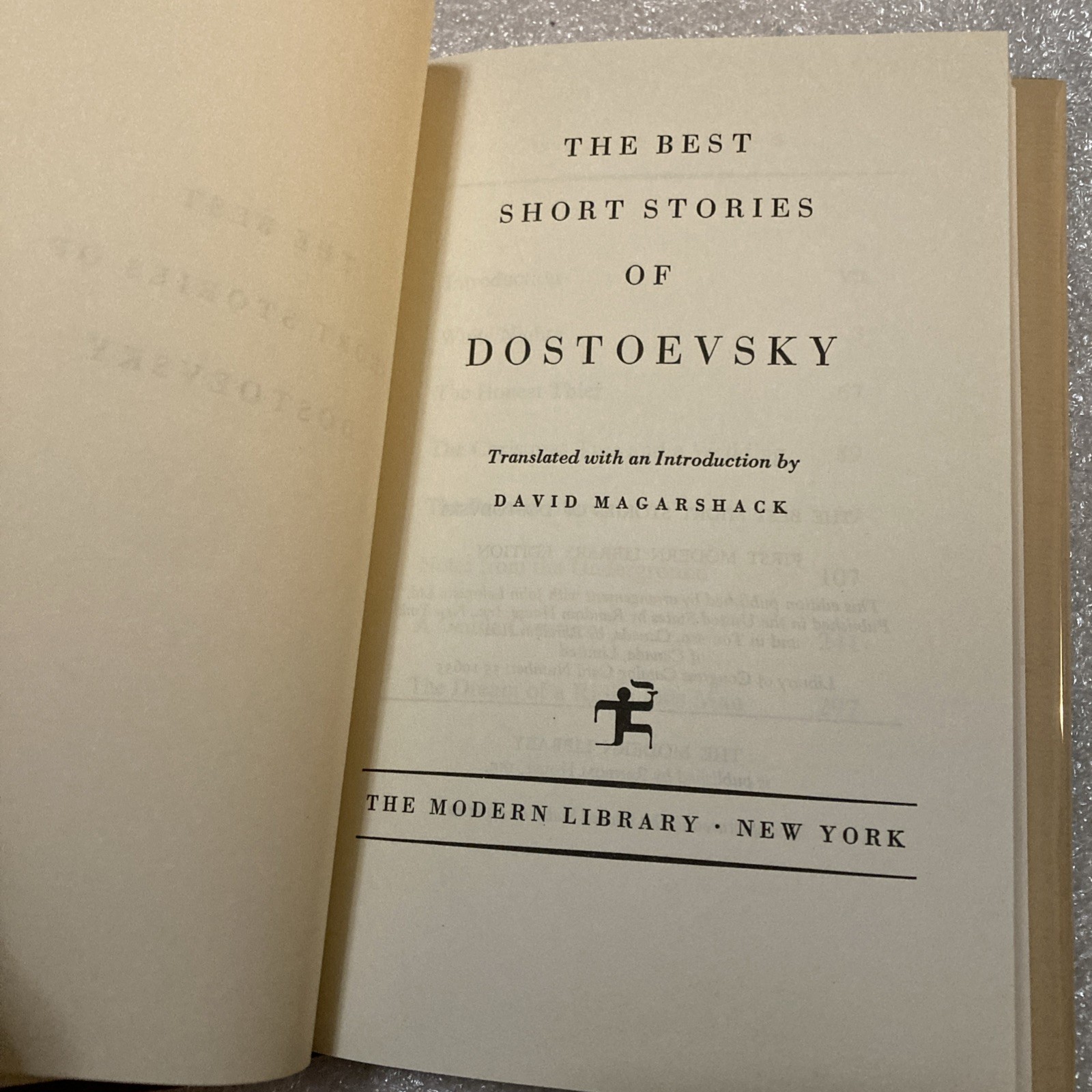 Best Short Stories of Dostoyevsky (Modern Library) Beige Hardcover
