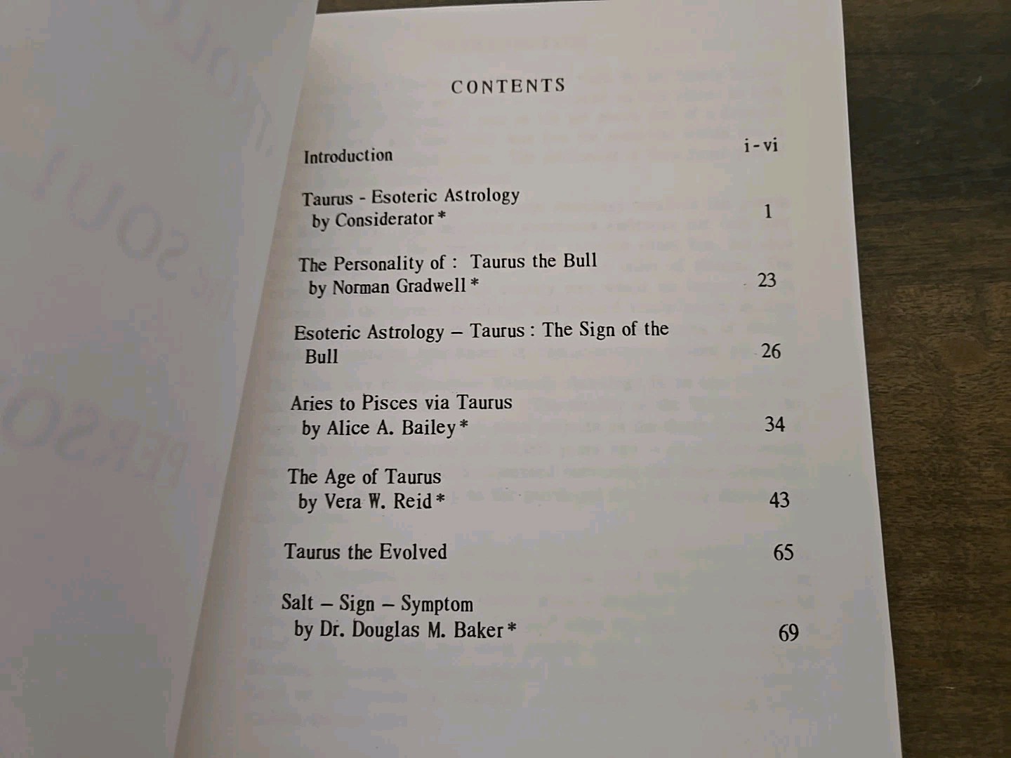 Taurus Astrology Guide Personality & Soul Characteristics. Paperback 72 Pages