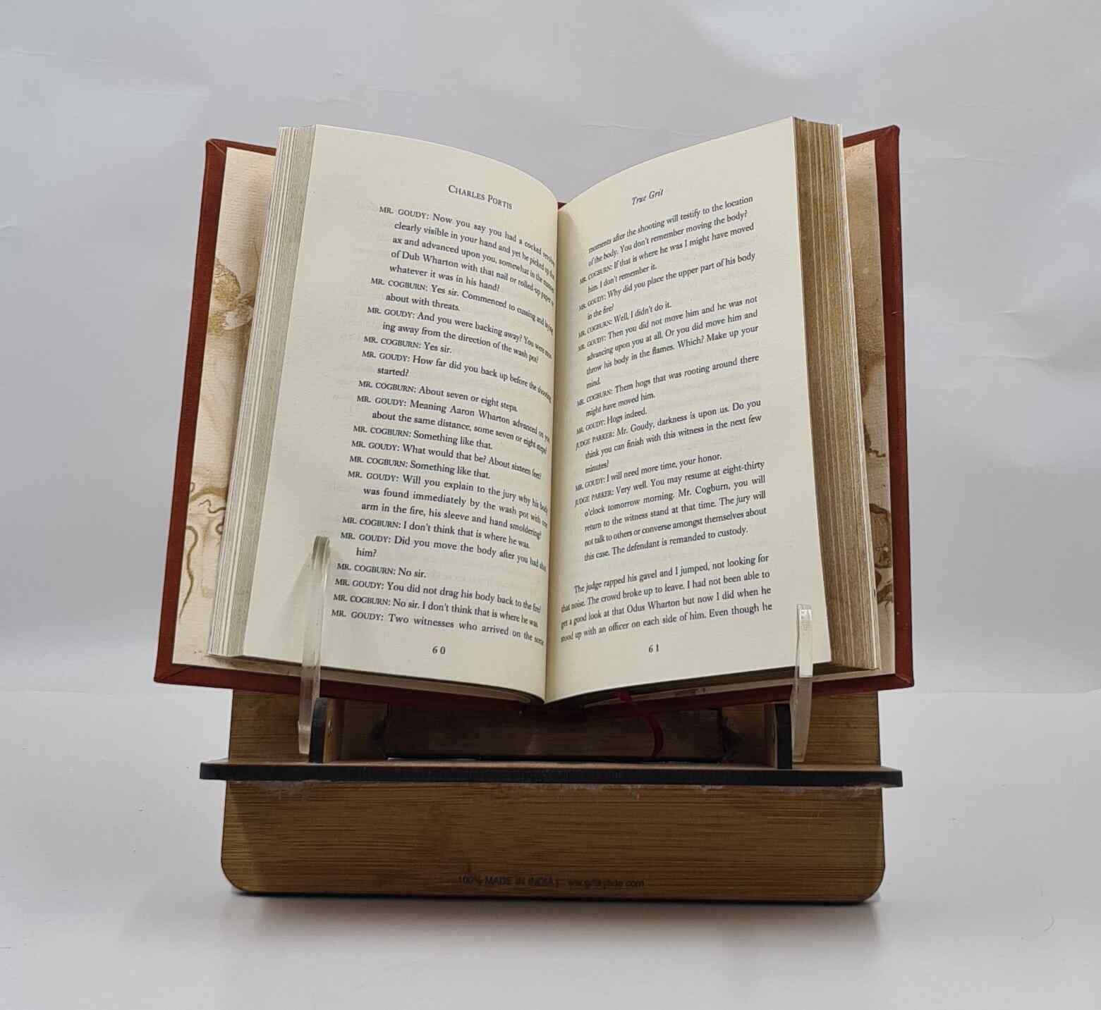 True Grit by Portis, Charles [PREMIUM LEATHER BOUND]