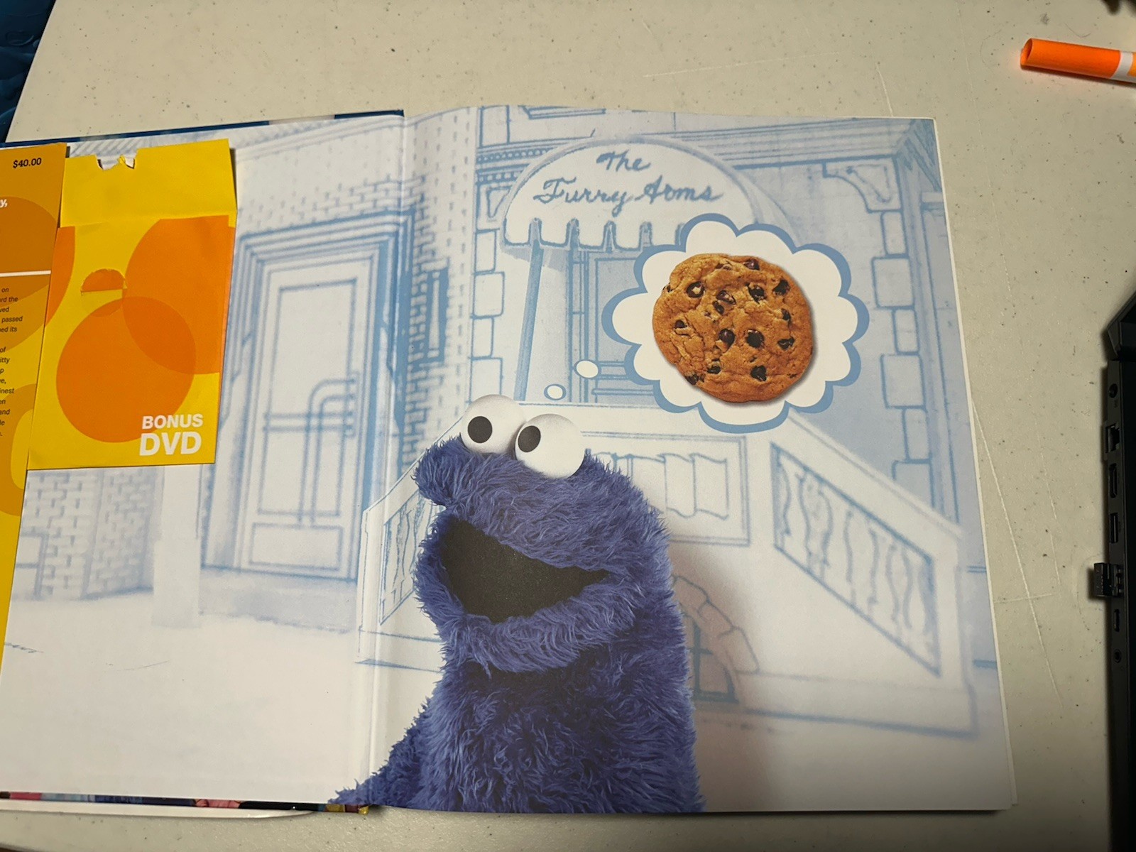 Sesame Street A Celebration of 40 Years of Life on the Street w DVD Gikow, Loui…
