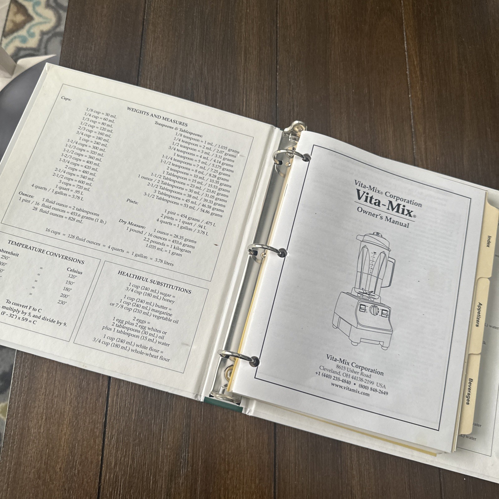 Vita-Mix Recipes For Better Living & Owner’s Manual ©2000-4th Printing New