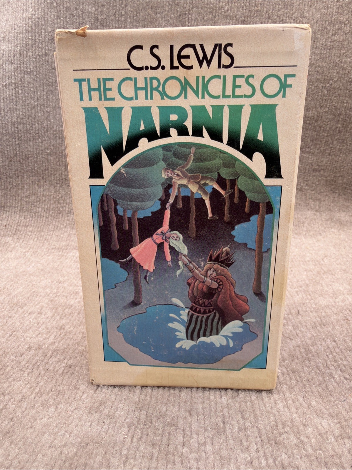 Vtg 1970’s The Chronicles of Narnia 6 Book Box Set C.S. Lewis Collier/Macmillian