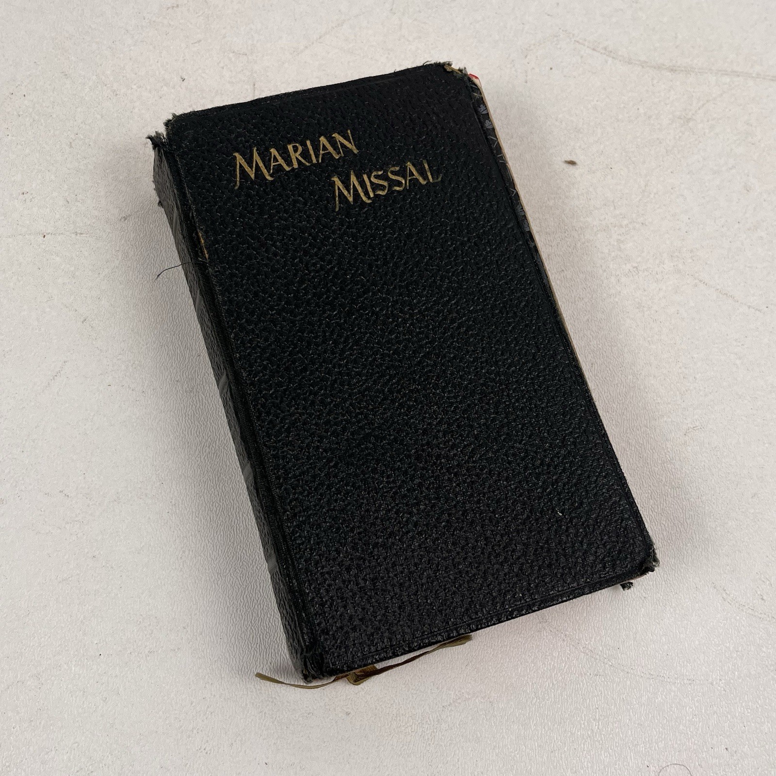 The New Marian Missal for Daily Mass Juergens 1957 Color Illustrations