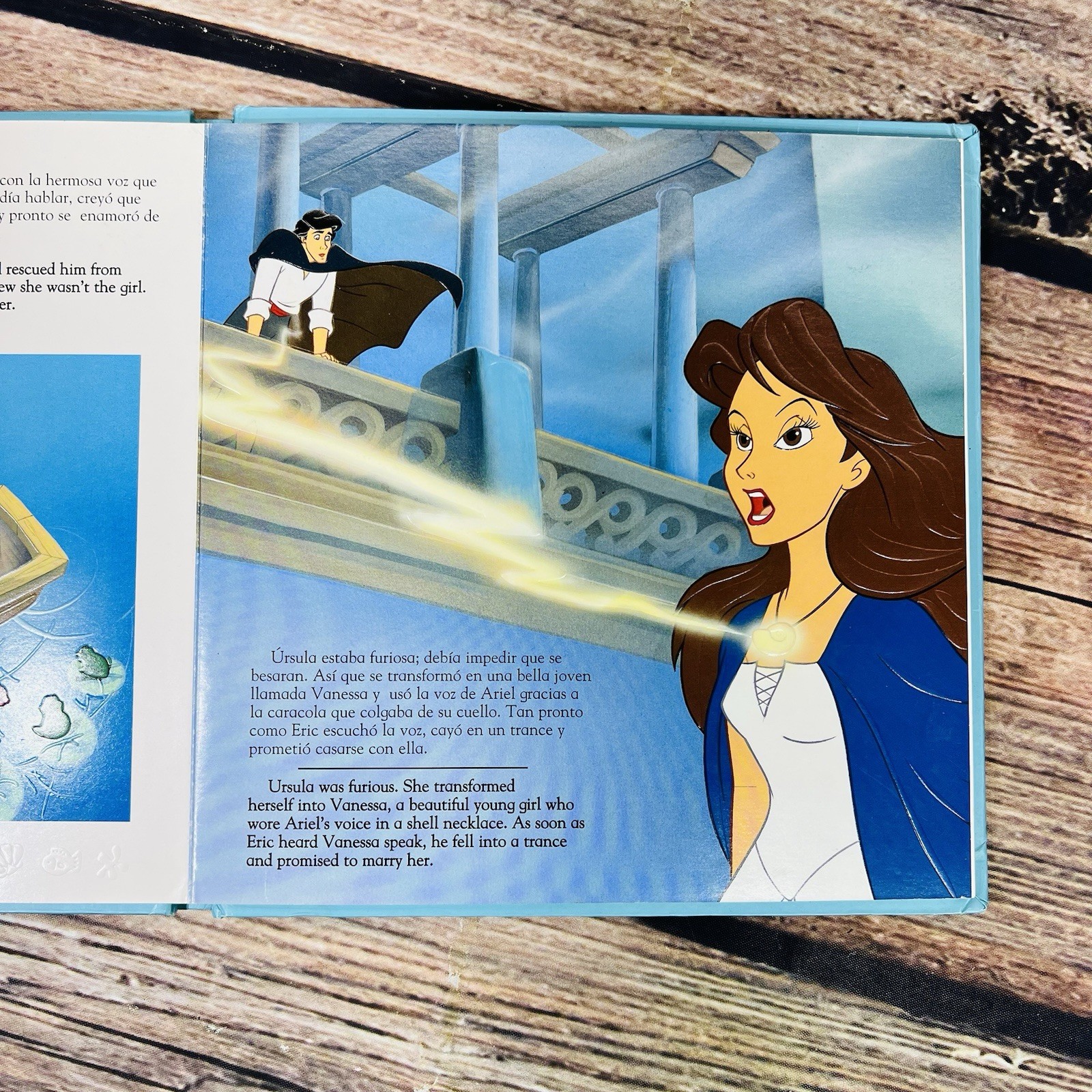La Sirenita / The Little Mermaid (Libro de Disney en Español & English