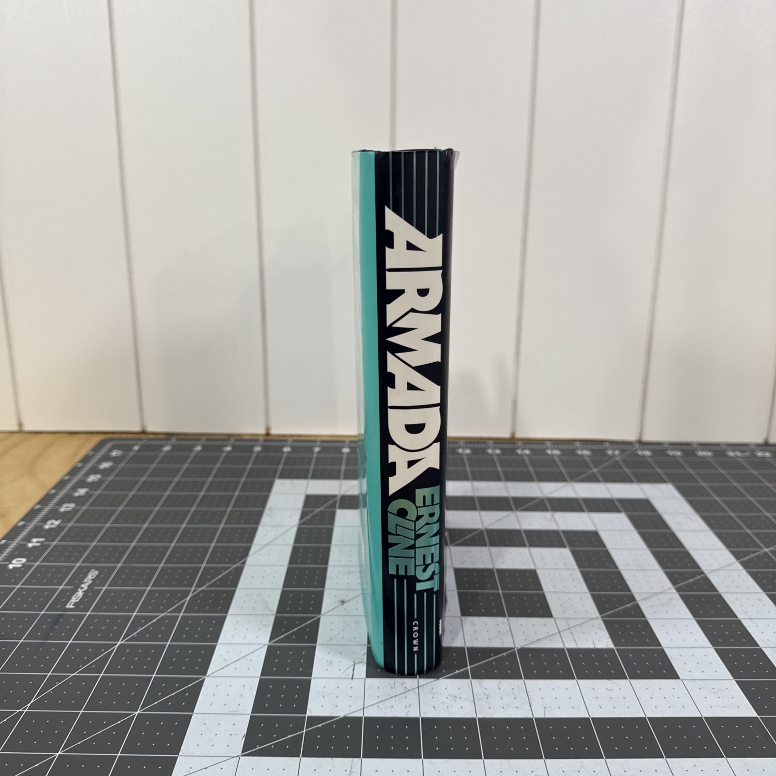 ARMADA by ERNEST CLINE, 1st Edition 1st Printing- HARDCOVER – Used good condit