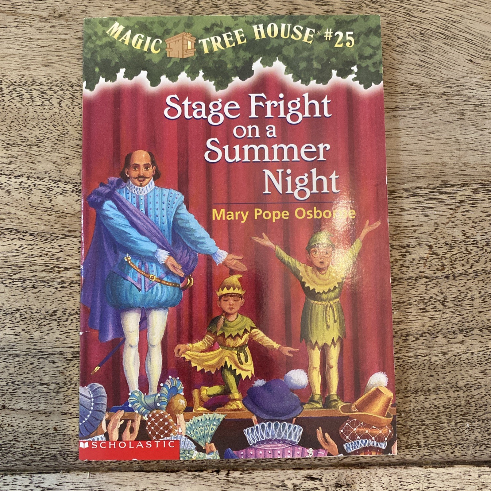 LOT OF 8 MAGIC TREE HOUSE BOOKS MARY POPE OSBORNE PAPERBACKS 18-25