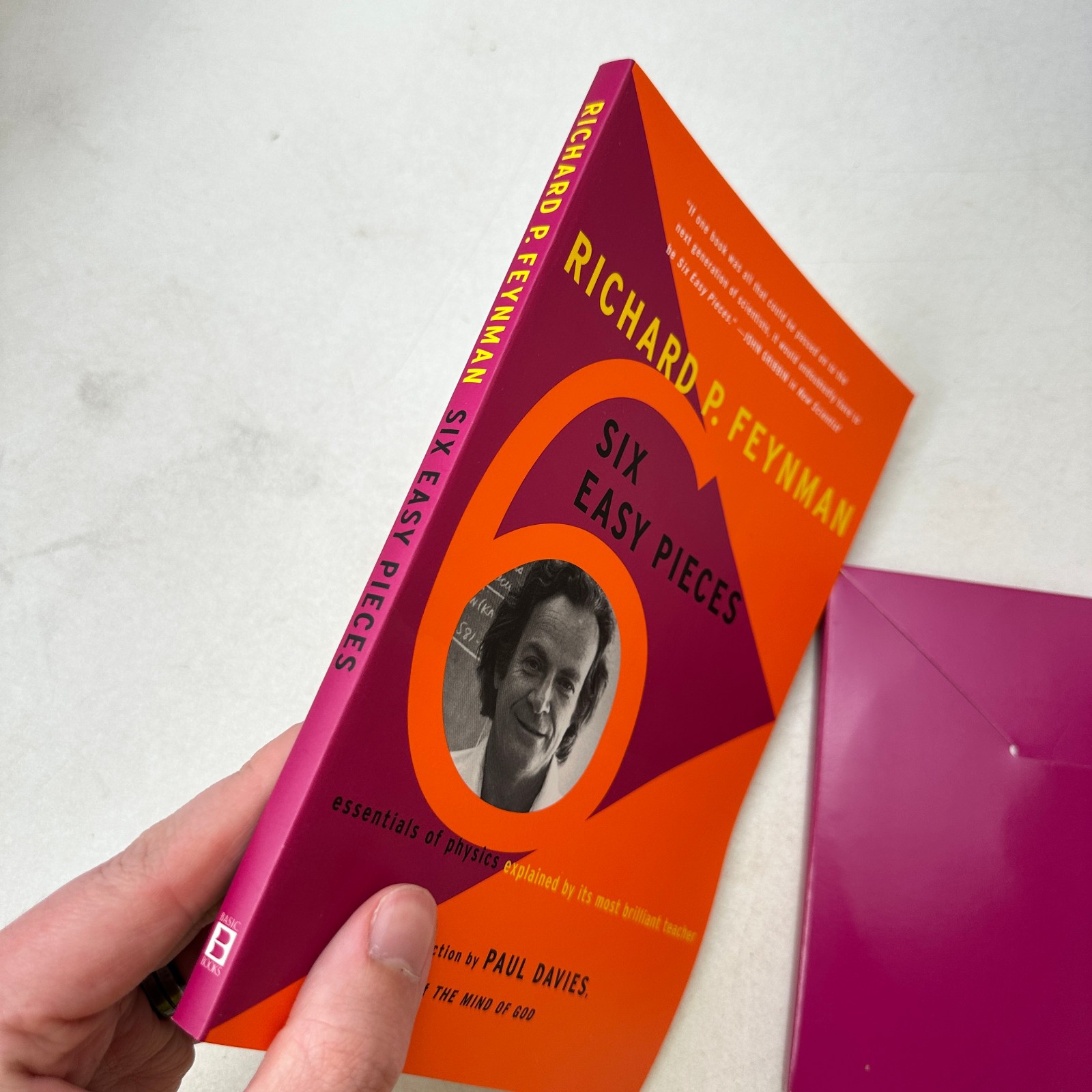 Six Easy Pieces Essentials Physics Explained Richard P. Feynman 1998 with CD