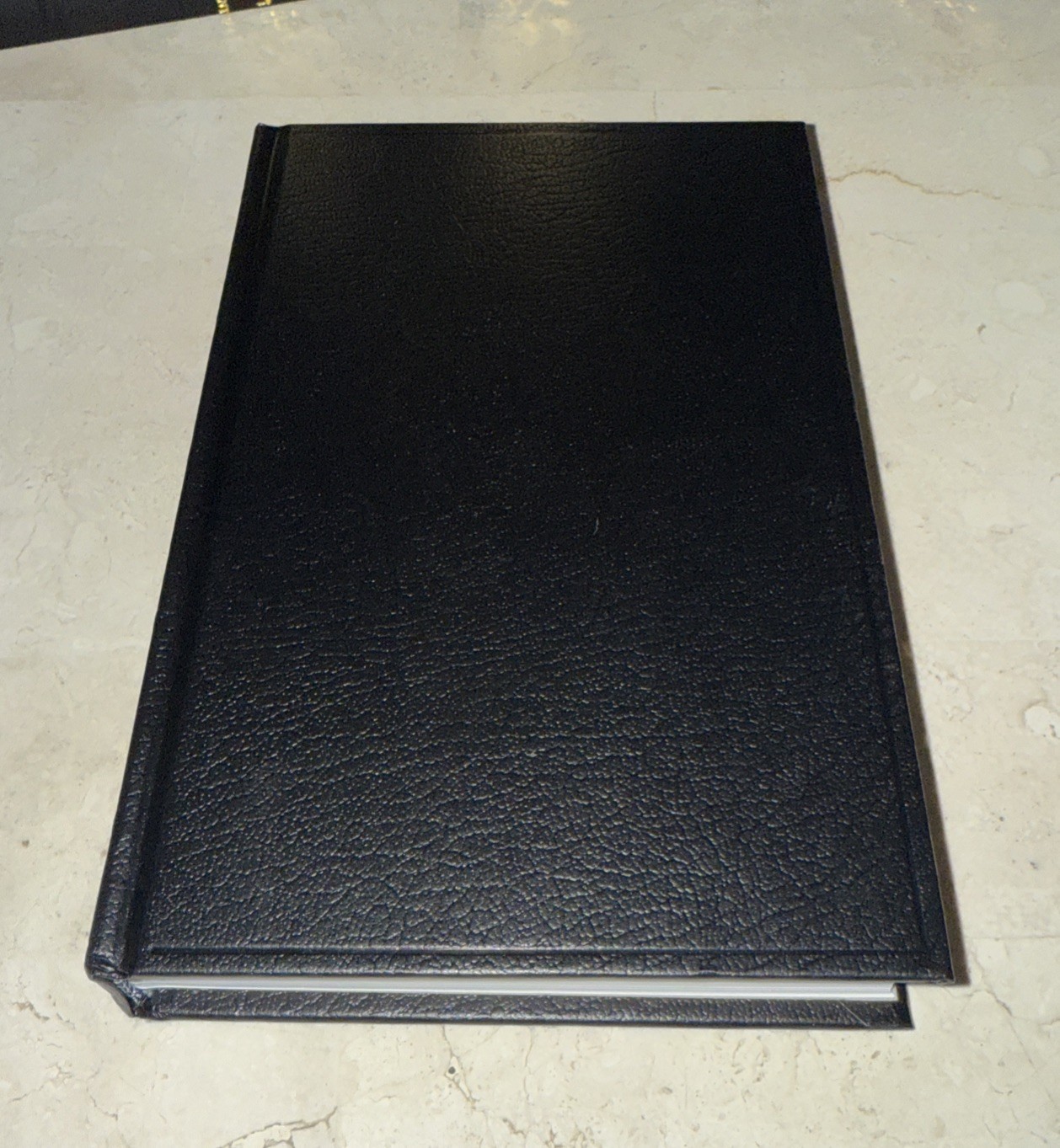 New Testament Hebrew & English Society Hebrew Scriptures Black Hardback Book NEW