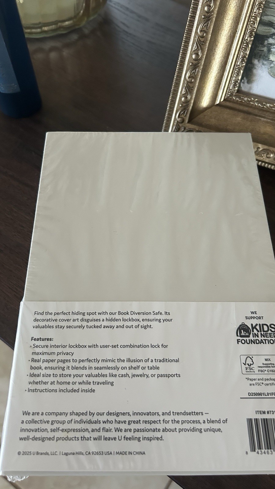 Secure Combination Lock Decoy Book Safe „storage“ English 8.7in Brand New.