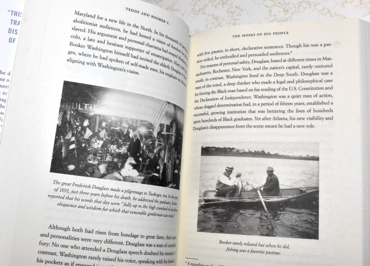 HARD COVER BOOK „TEDDY and BOOKER T. (Washington)“ 350 Pages, Brand New (c) 2023