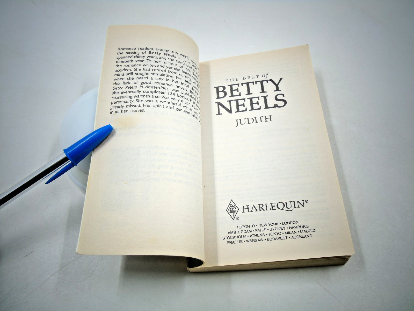 Vintage Lot of 10 Betty Neels Harlequin Romance Paperback Books, See Description