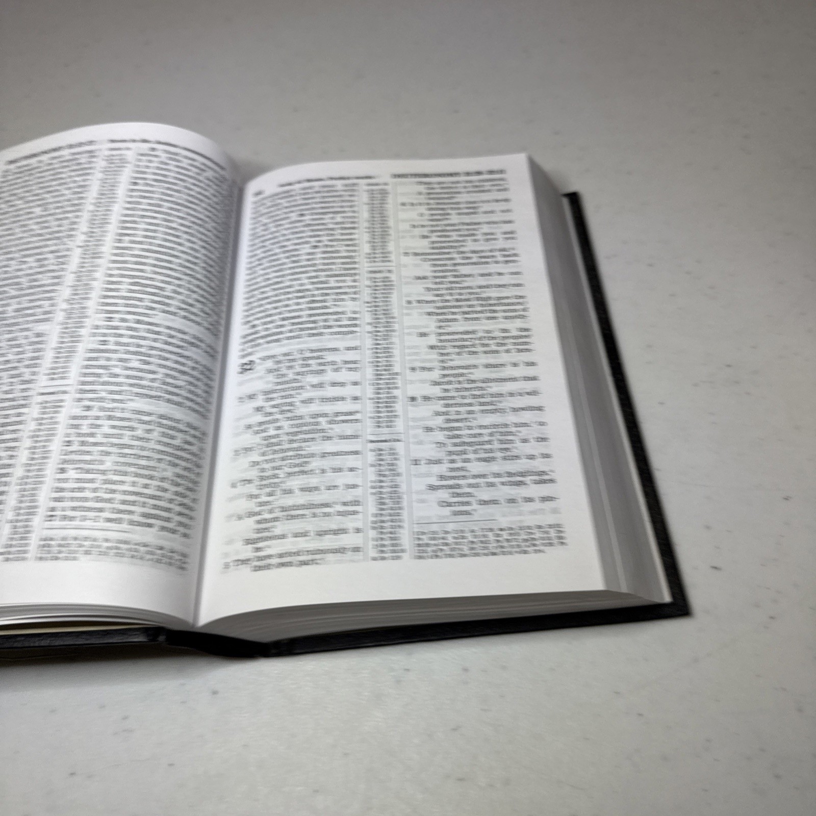 New World Translation of the Holy Scriptures Pocket Bible 1984 Faux Leather VTG