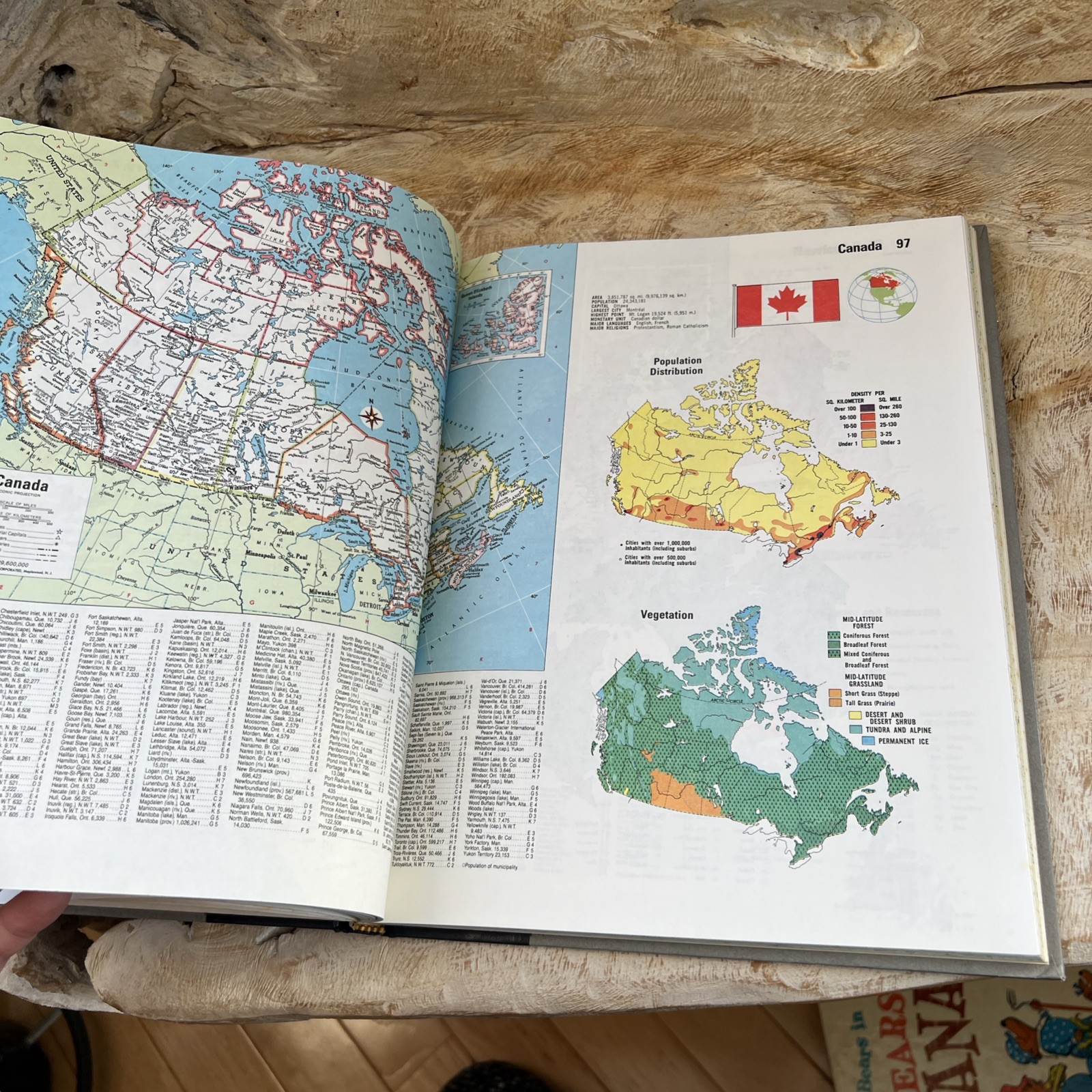 Funk And Wagnalls Hammond World Atlas Hardcover 1986