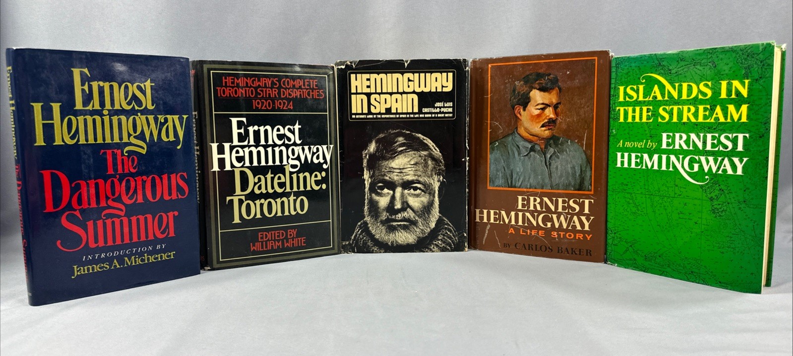 Lot of 5 Ernest Hemingway Related Mixed Titles Vintage Books HC/DJ