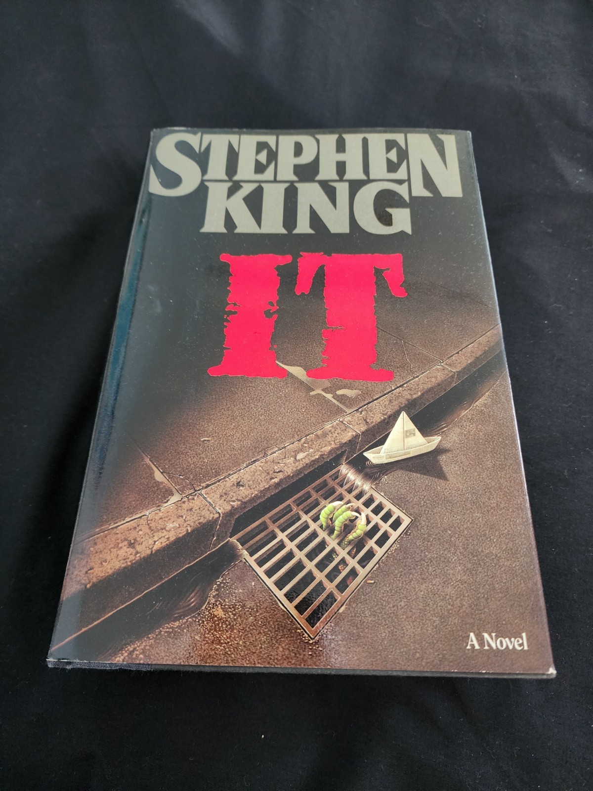 Stephen King- „It“ Hardcover Book 1986 Viking Penguin Group *Read Description*