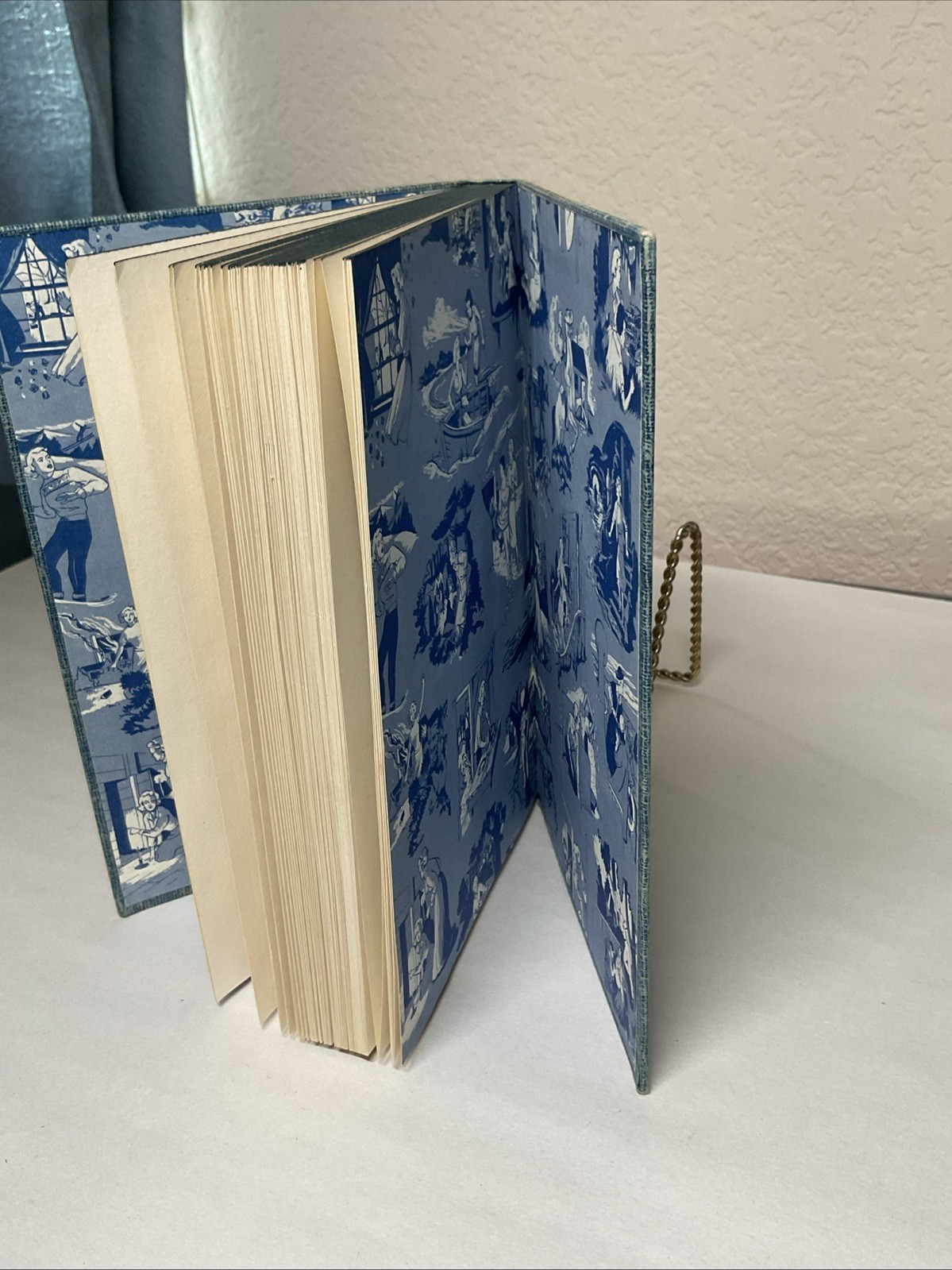 Nancy Drew Book #37 The Clue In The Old Stagecoach Tweed With DJ 1960 RT