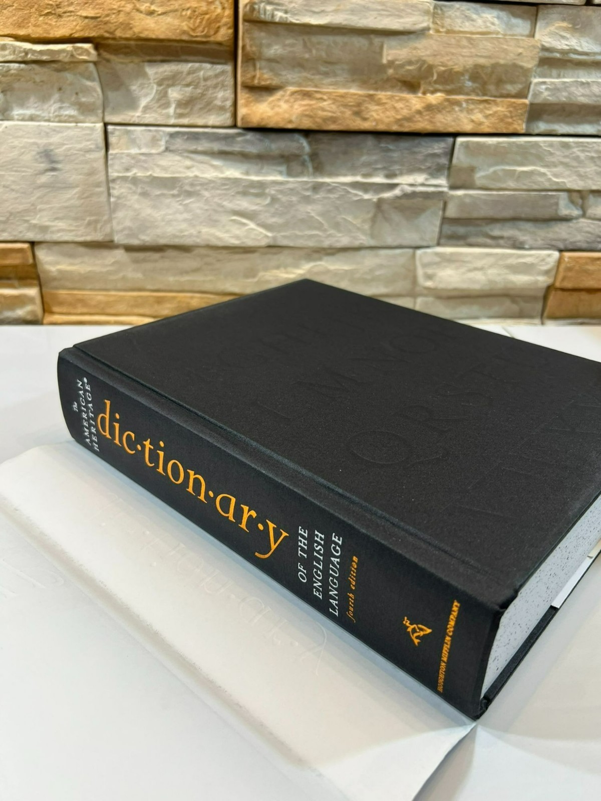 The American Heritage Dictionary of The English Language Various Authors 2006