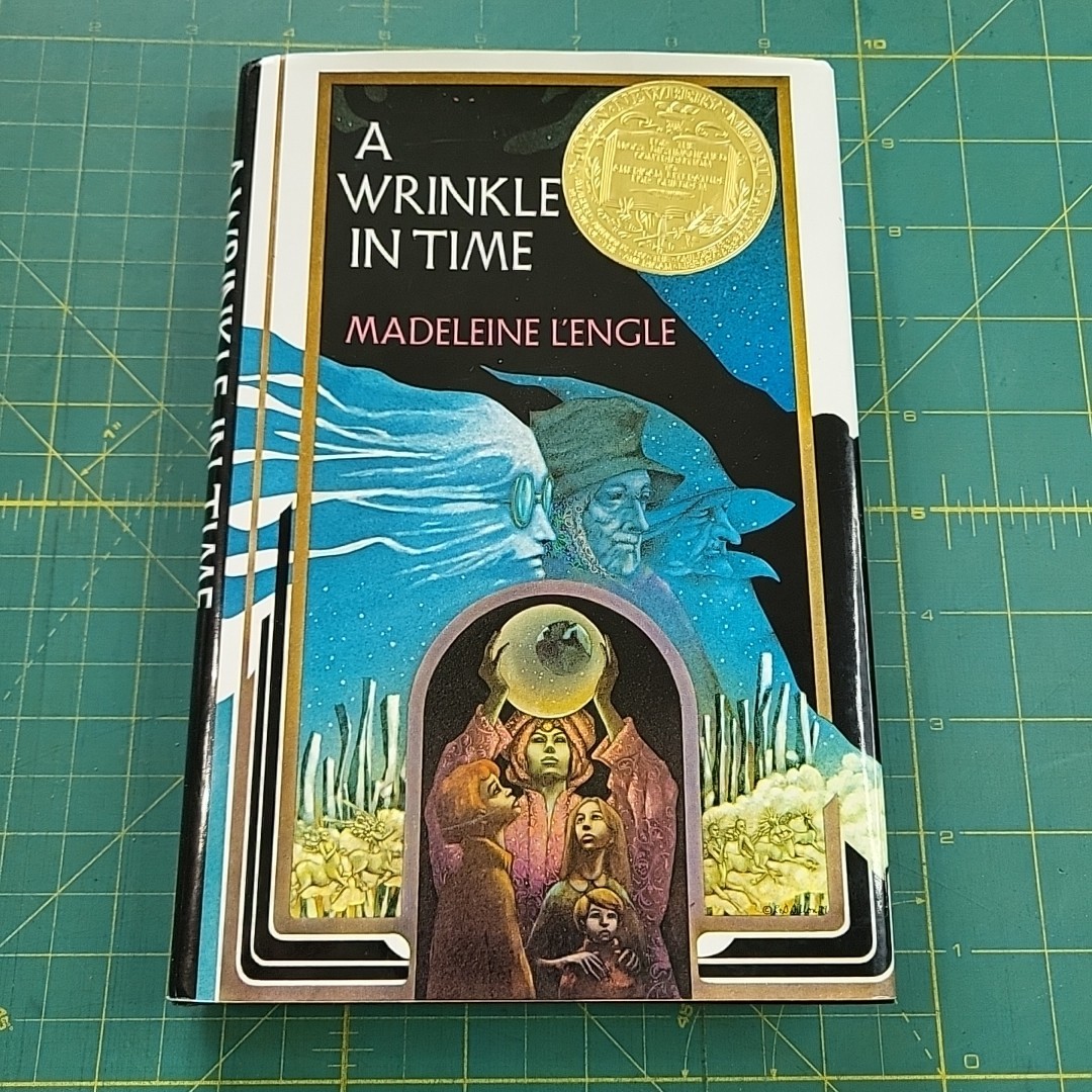 A Wrinkle in Time (A Wrinkle in Time Quintet) Hardcover – Madeleine L’Engle