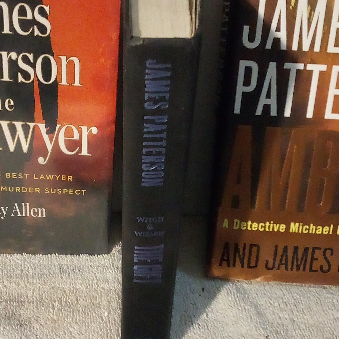 Lot of 8 James Patterson Mixed Books PB & HC + 2 Bonus CD AUDIOBOOKS!
