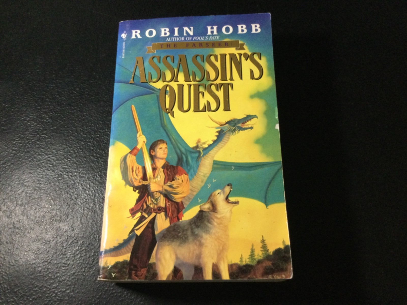 Assassin’s Quest by Robin Hobb 1998 Paperback (Farseer #3) VG
