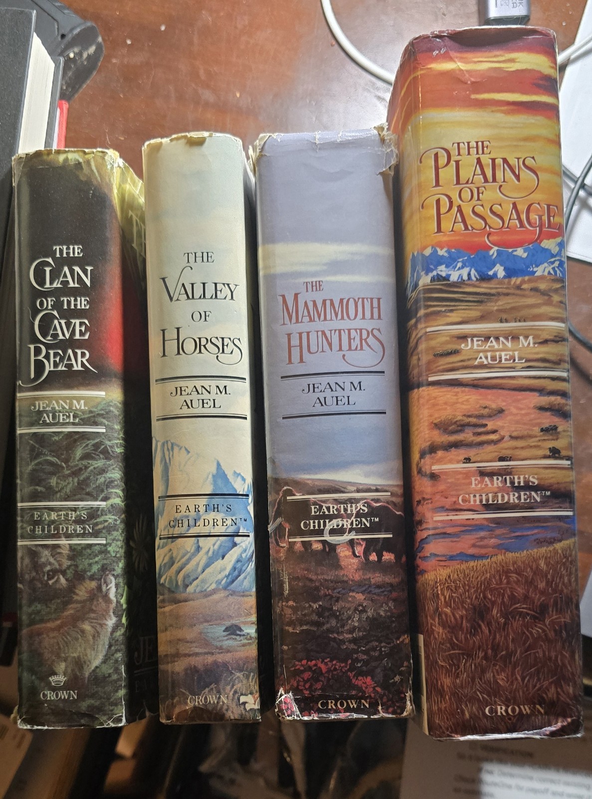 Jean Auel ‚Earth’s Children‘ Lot Of First 4 Books HC DJ Clan Of The Cave Bear