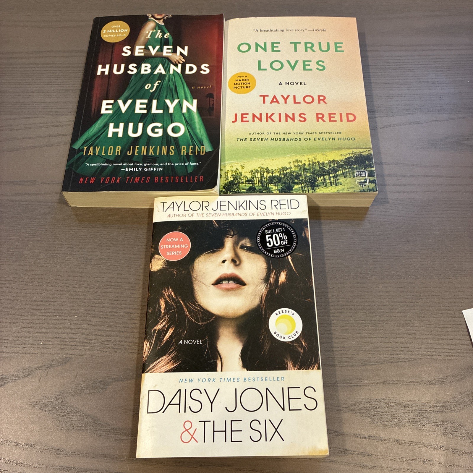 3 Taylor Jenkins Reid Paperback Lot : Evelyn Hugo, Daisy Jones, One True Loves