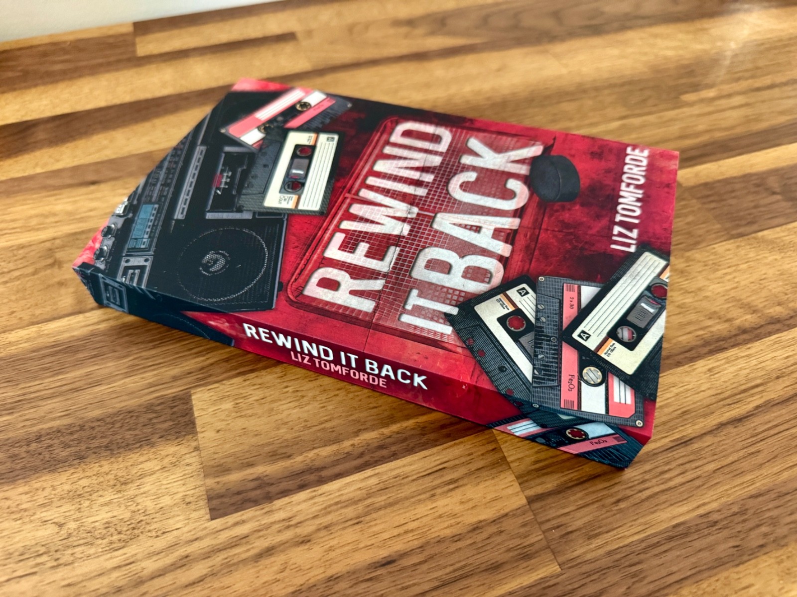LIZ TOMFORDE REWIND IT BACK WINDY CITY SIGNED EXCLUSIVE SPECIAL EDITION SOLD OUT