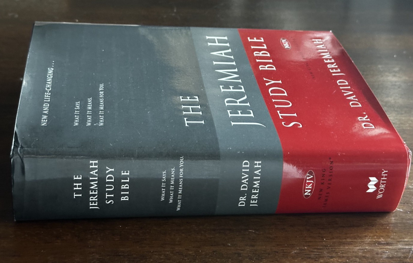 Jeremiah Study Bible – NKJV by David Jeremiah Full Size Print Worthy Publishing