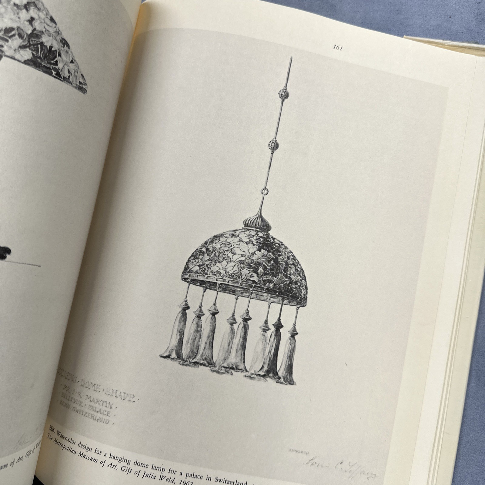 Louis C Tiffany’s Glass Bronzes Lamps by Robert Koch Complete Collector’s Guide