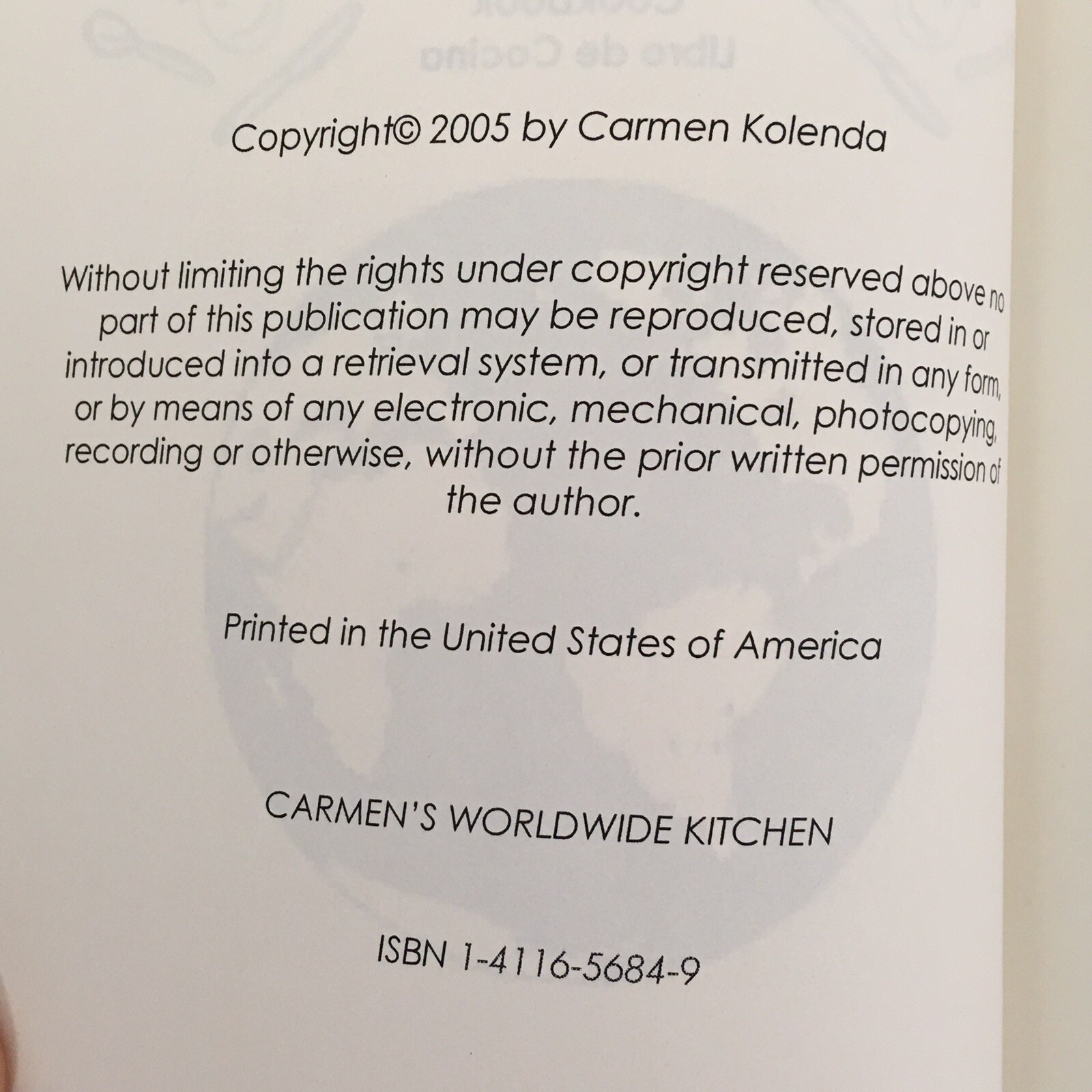 Carmen’s Worldwide Kitchen – English/Spanish Cookbook by Carmen Kolenda 342 p VG