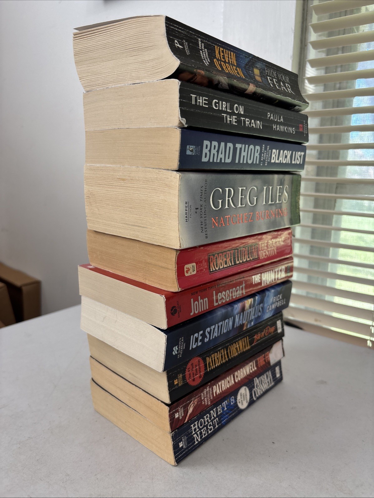Lot of 10 – Mystery and Thrillers – Mixed Authors – FREE SHIPPING