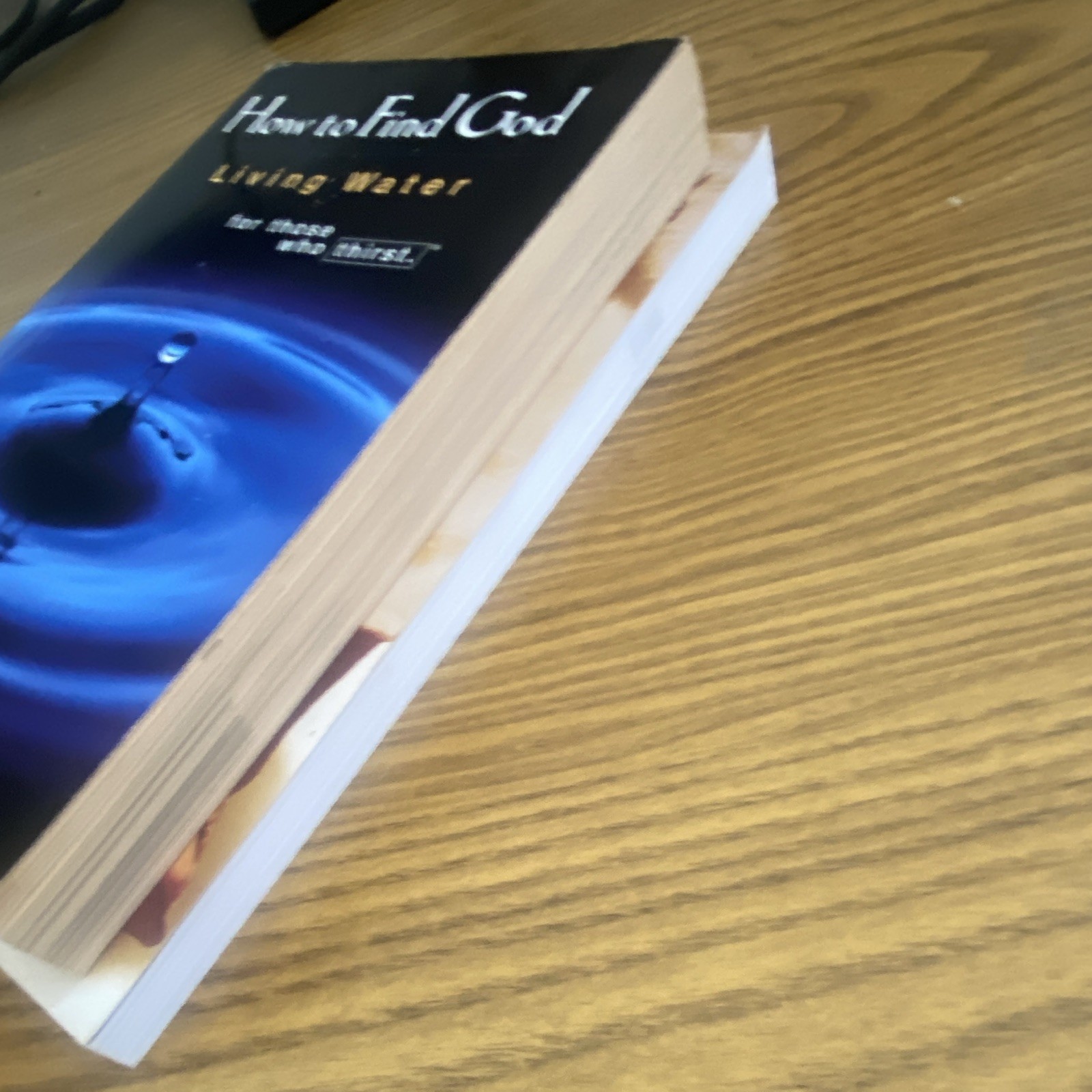 Faith & Leadership Book Bundle – Gary Goodell & New Living Translation (2 Books)